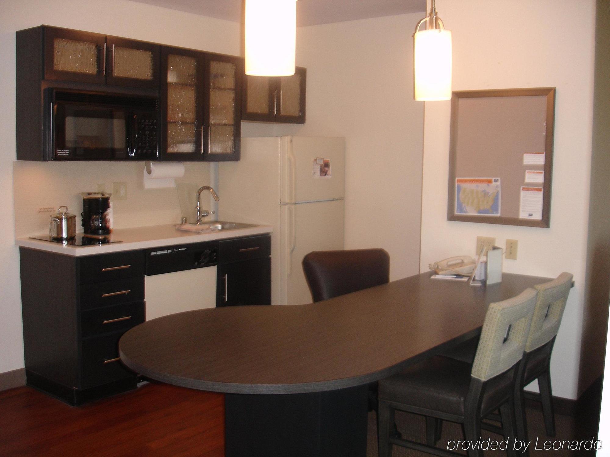 Sonesta Simply Suites Anaheim Garden Grove Habitación foto